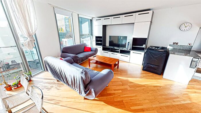 2 Bedroom Apartment To Rent In Ovale, Pollard Street, Manchester, M4