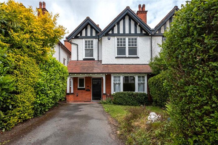 3 Bedroom Semi-Detached House For Sale In College Road, Moseley, Birmingham, B13
