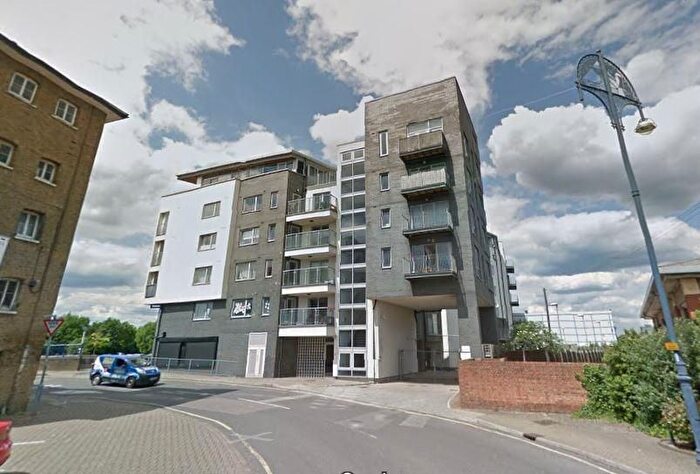 2 Bedroom Flat To Rent In Benedicts Wharf, Highbridge Road, Barking, Redbridge, City Airport, London, IG11