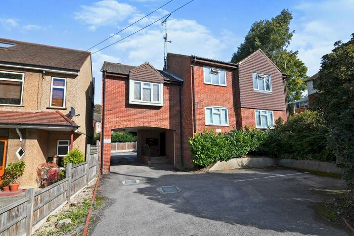 1 Bedroom Flat To Rent In Brentwood, CM14