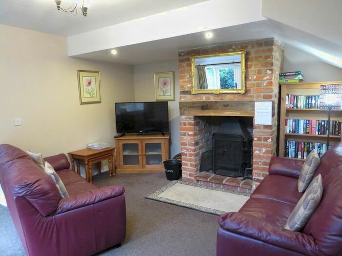 2 Bedroom Barn Conversion To Rent In Common Lane, Tuttington, Norwich, NR11