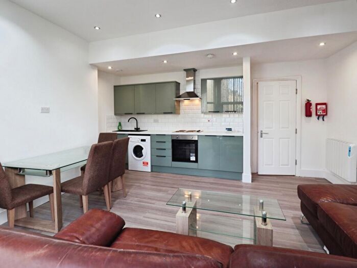 1 Bedroom Flat To Rent In Richmond Road, Cathays, Cardiff, CF24