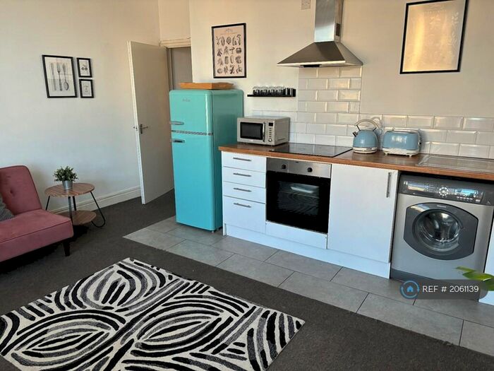 2 Bedroom Flat To Rent In Northdown Road, Margate, CT9