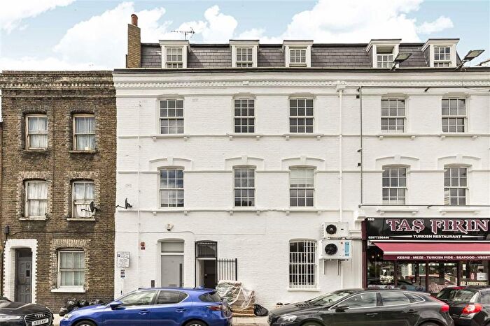 2 Bedroom Flat To Rent In Chilton Street, London, E2