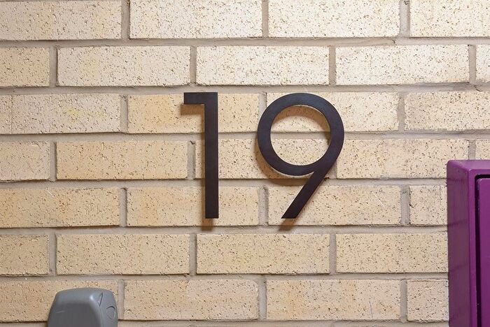 1 Bedroom Flat To Rent In Apt St Barnabas House, Highfield, S2