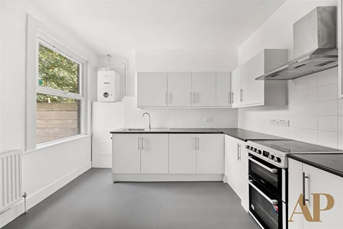 3 Bedroom End Terrace House To Rent In Forest Gardens, London, N17