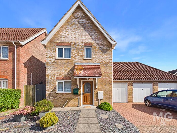3 Bedroom Detached House For Sale In Meadow Way, Barrow, IP29
