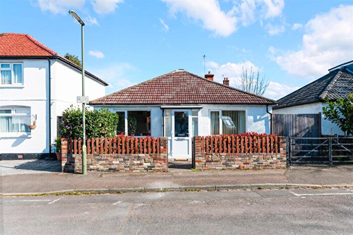 2 Bedroom Detached Bungalow For Sale In Stones Road, Epsom, KT17