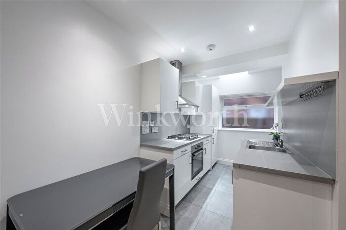 1 Bedroom Flat To Rent In Hendon Way, London, NW2