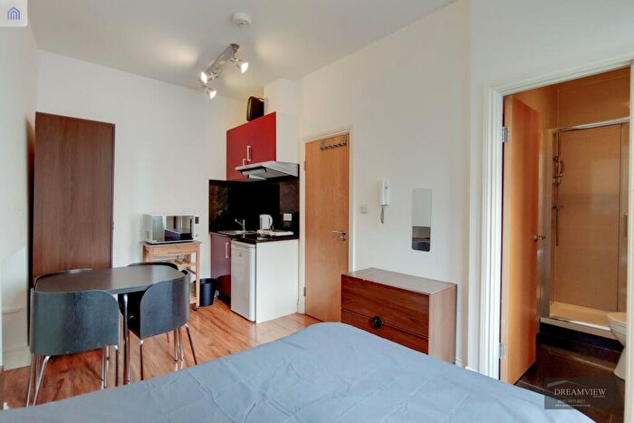 Studio To Rent In Manningtree Street, London, E1
