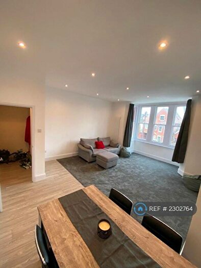 1 Bedroom Flat To Rent In Shakespeare Road, Bedford, MK40