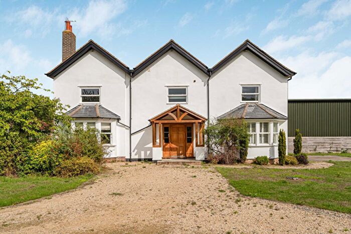 5 Bedroom Detached House For Sale In Haresfoot Park, Berkhamsted, HP4