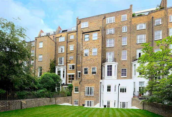 4 Bedroom Flat To Rent In Lexham Gardens, London, W8