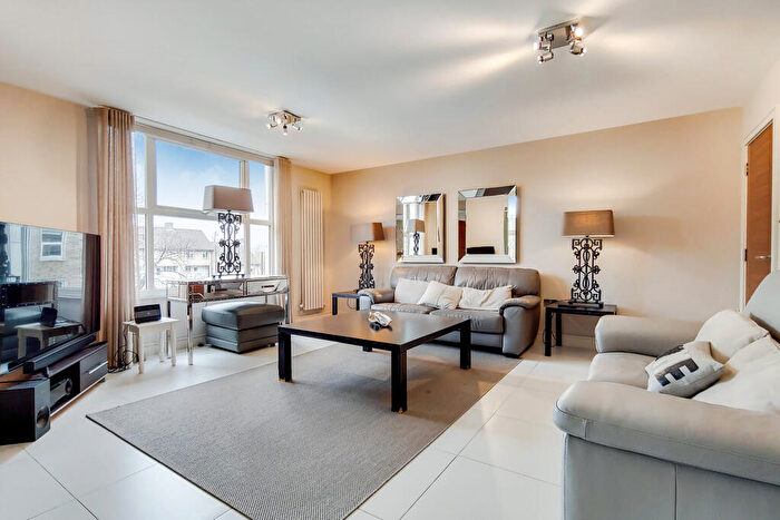 3 Bedroom Apartment To Rent In St. Johns Wood Park, NW8