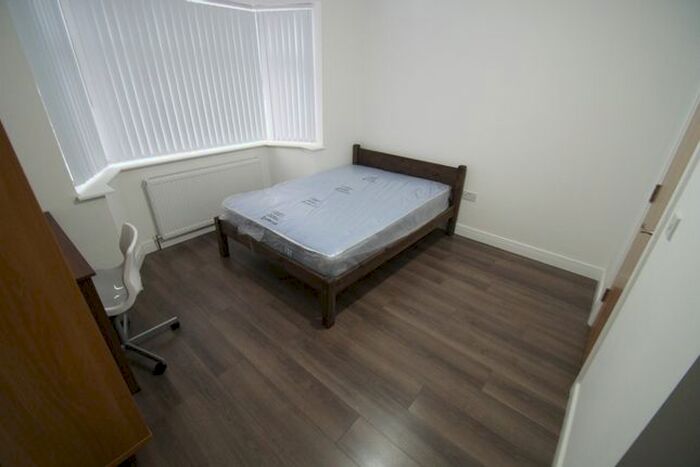 5 Bedroom Terraced House To Rent In Severn Road, Coventry, CV1