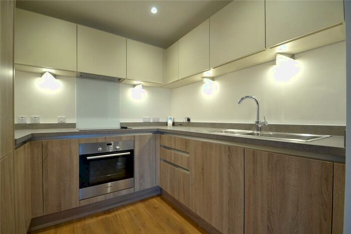 2 Bedroom Apartment To Rent In William House, Ringers Road, Bromley, BR1