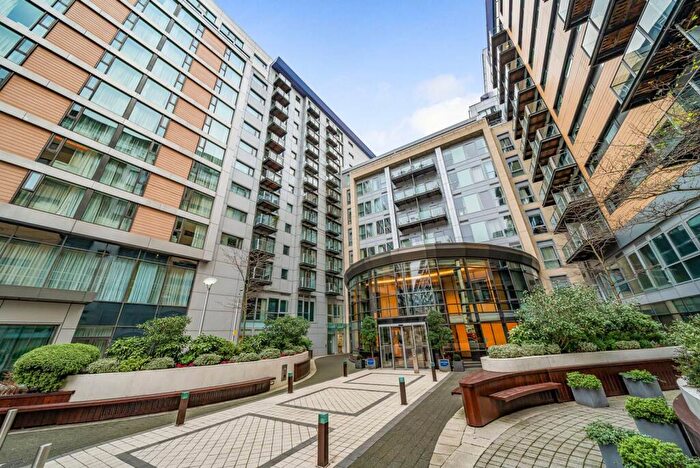 2 Bedroom Flat For Sale In Burnelli Building, Wandsworth, London, SW11