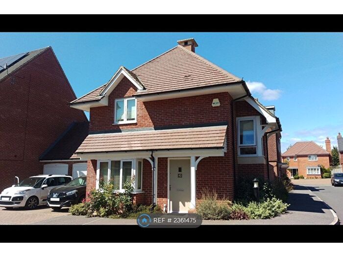 3 Bedroom Detached House To Rent In Oddstones, Pulborough, RH20