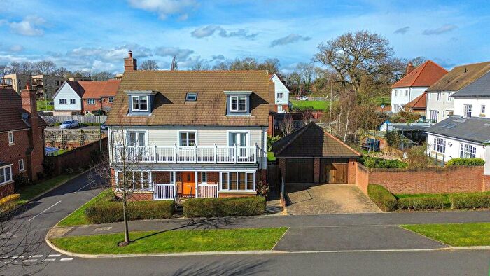 6 Bedroom Detached House For Sale In Rocky Drive, Haywards Heath, RH16
