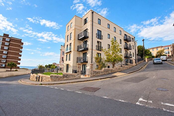 2 Bedroom Flat For Sale In Bayside Apartments, Manilla Crescent, BS23