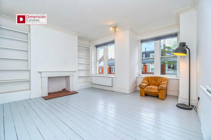 2 Bedroom Flat To Rent In Holmleigh Road, Stokenewington, North London, N16