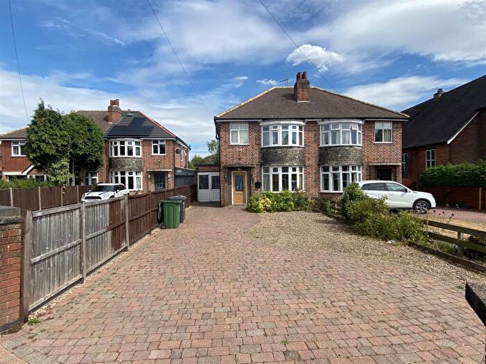 3 Bedroom Semi-Detached House For Sale In Melton Road, Syston, LE7