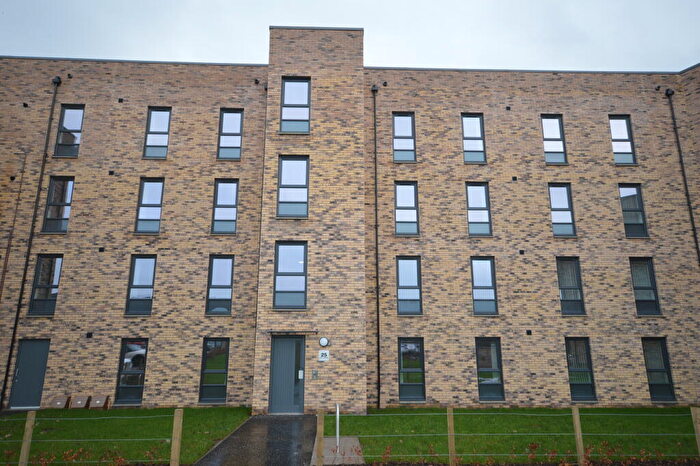 2 Bedroom Apartment To Rent In Coll Grove, Glasgow, G21