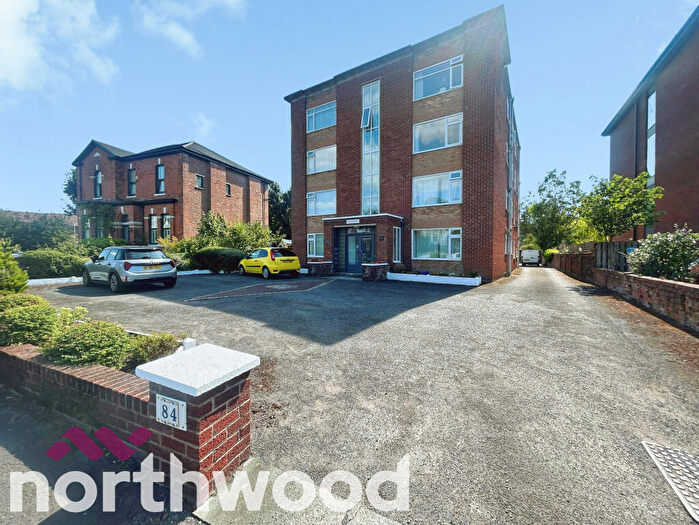 2 Bedroom Flat For Sale In Park Road, Southport, PR9