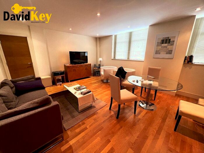 2 Bedroom Flat To Rent In Apartment, Romney House, Marsham Street, London, SW1P