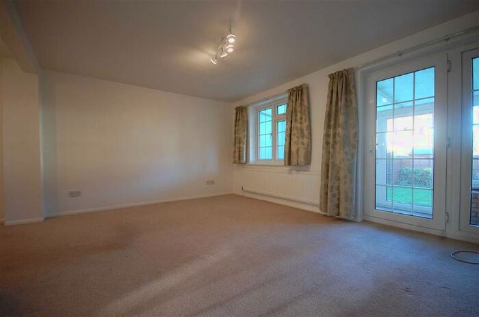3 Bedroom Terraced House To Rent In Monarchs Way, Ruislip HA4