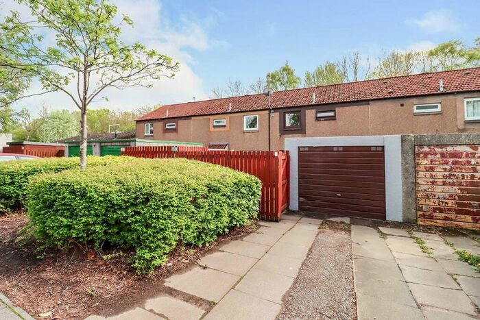 3 Bedroom Terraced House To Rent In Mey Green, Glenrothes, Fife, KY7