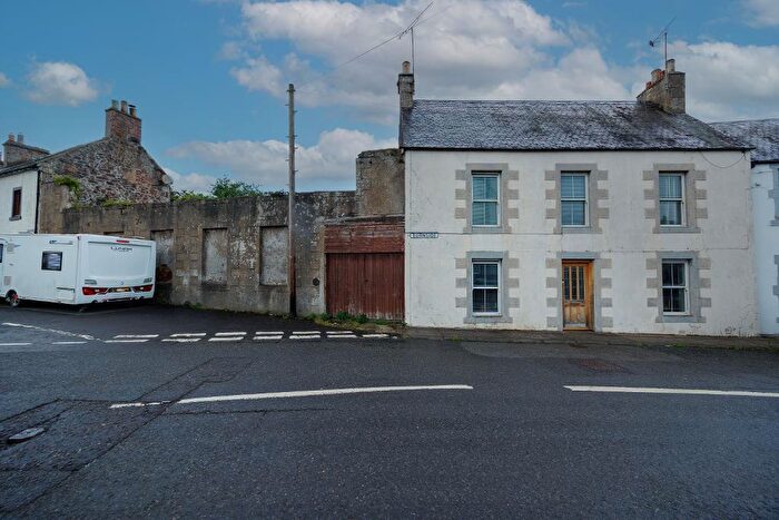 5 Bedroom End Of Terrace House For Sale In Burnside, Auchtermuchty, KY14