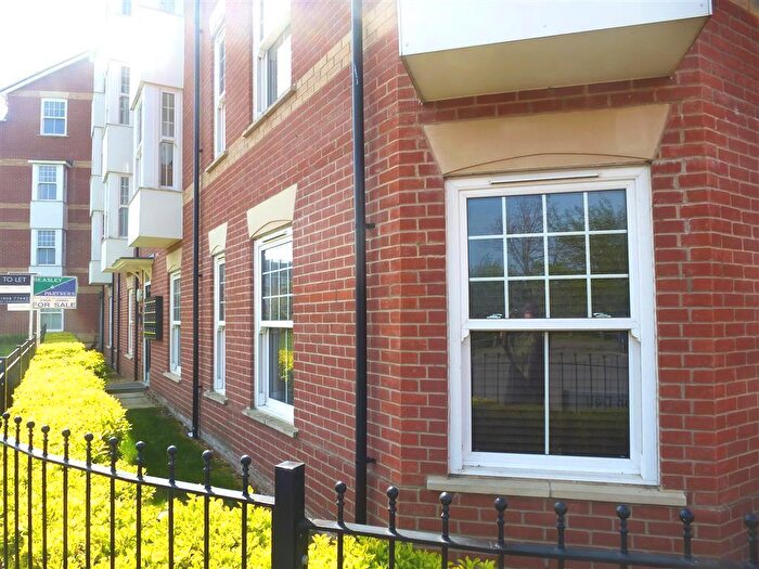 2 Bedroom Flat To Rent In Fletton Dell, Woburn Sands, Milton Keynes, MK17