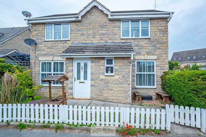 3 Bedroom Detached House For Sale In Euston Way, Laughton Common, S25
