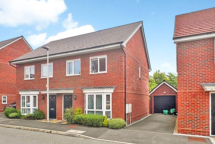 3 Bedroom Semi-Detached House To Rent In Fingal Crescent, Spencers Wood, Reading, Berkshire, RG7