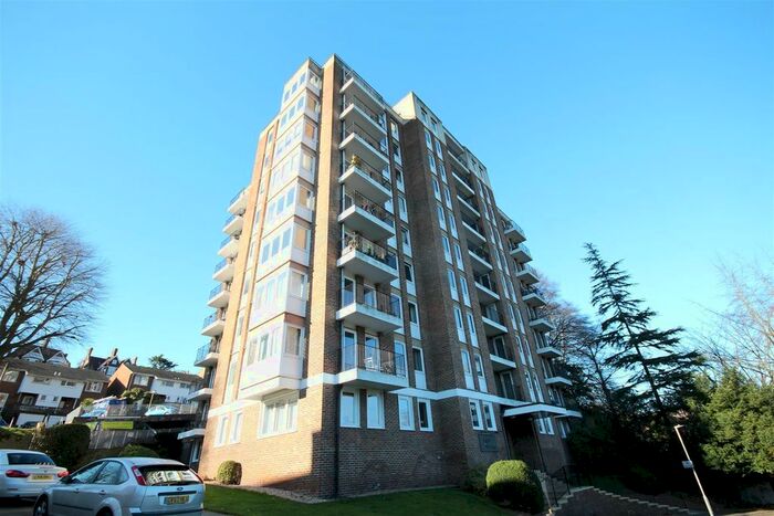 2 Bedroom Flat To Rent In Preston Grange, Grange Close, Brighton, BN1