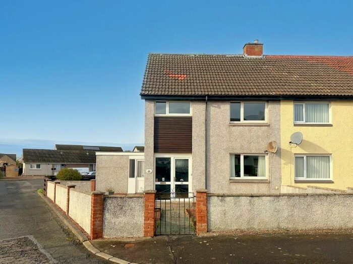 3 Bedroom Semi-Detached House For Sale In Lawfield Drive, Ayton, TD14