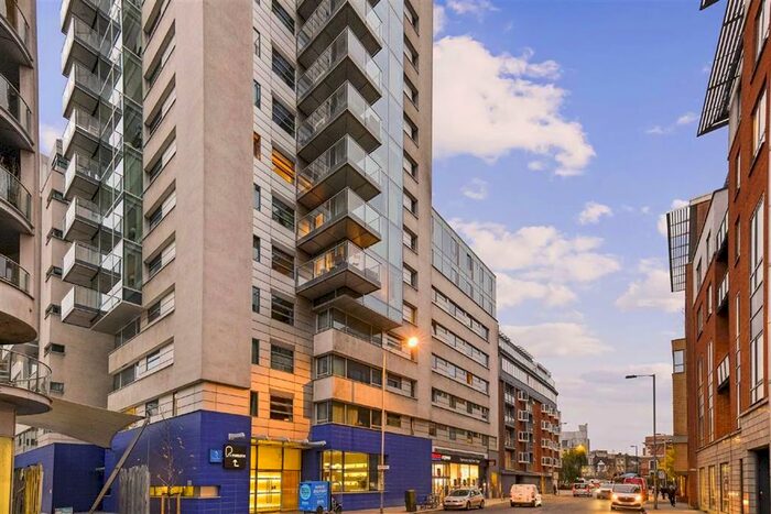 2 Bedroom Flat To Rent In Empire Square West, Empire Square, London, SE1