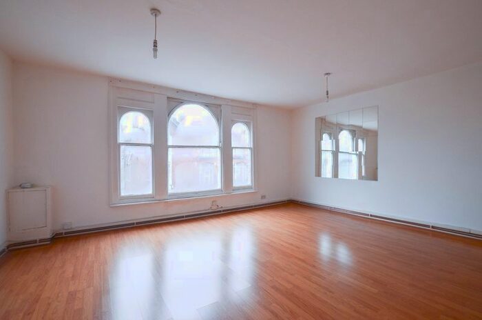 1 Bedroom Flat To Rent In Seven Sisters Road, London N15