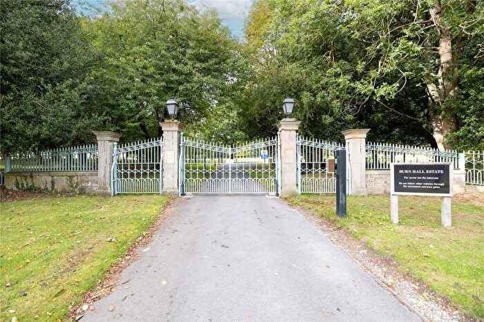 4 Bedroom Mews For Sale In Burnhall, Durham, DH1