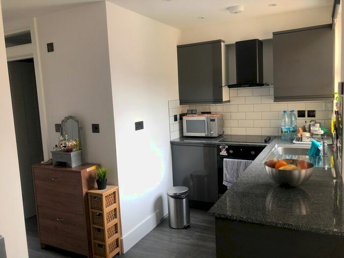 1 Bedroom Flat To Rent In Clonmell Road, London, N16