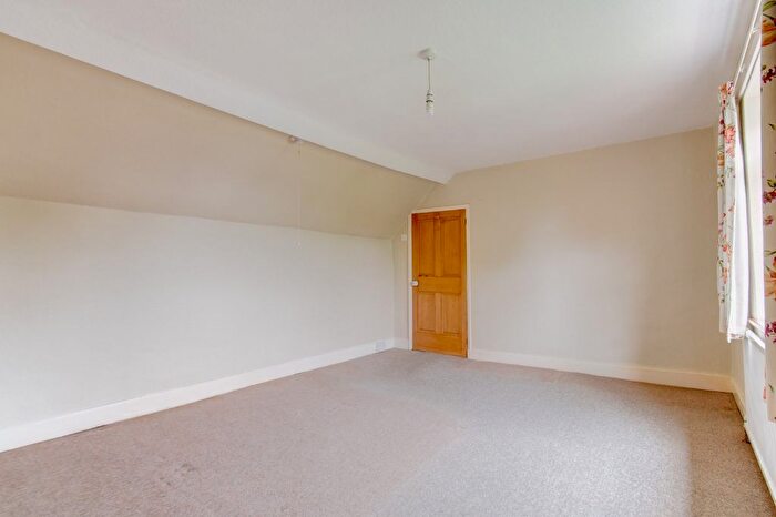 2 Bedroom Semi-Detached House For Sale In Station Road, Studley, Warwickshire, B80