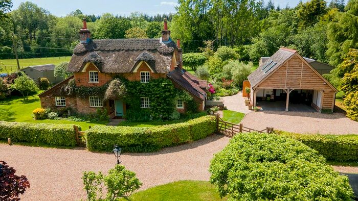 5 Bedroom Detached House For Sale In Manor Park, Minstead, Lyndhurst, SO43