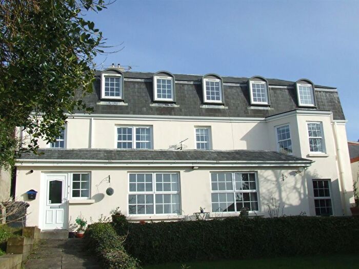 2 Bedroom Flat To Rent In West Hill, Braunton, EX33