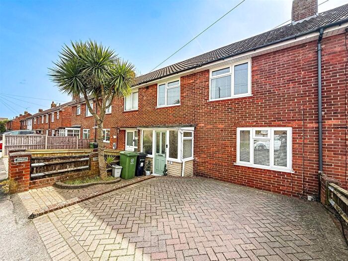 3 Bedroom Terraced House For Sale In Shelley Avenue, Paulsgrove, PO6