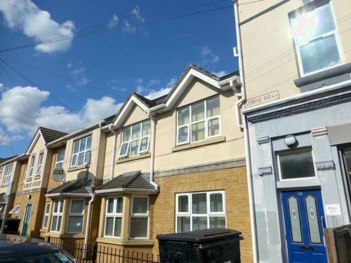 1 Bedroom Flat To Rent In Lorne Road, Walthamstow E17