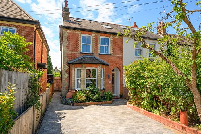 4 Bedroom Semi-Detached House For Sale In Albany Road, Hersham, KT12
