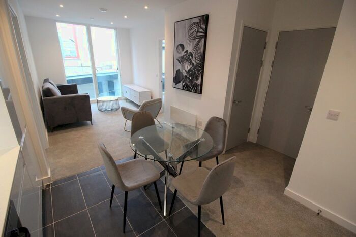 2 Bedroom Flat To Rent In Transmission House, Tib Street, Manchester, M4