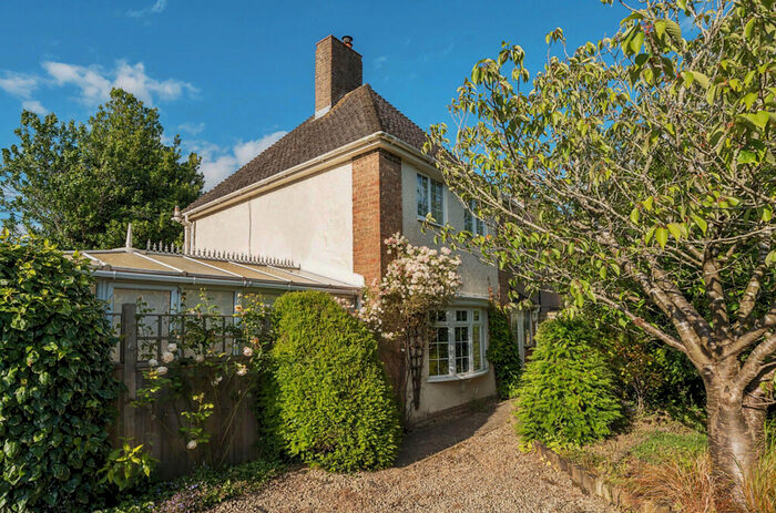 2 Bedroom Semi-Detached House For Sale In Spareacre Lane, Eynsham, Oxfordshire, OX29