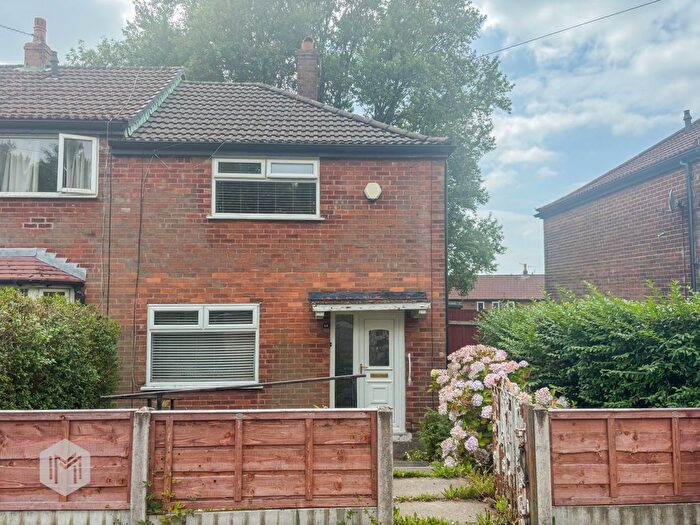 2 Bedroom End Of Terrace House To Rent In Crossdale Road, Bolton, Greater Manchester, BL2